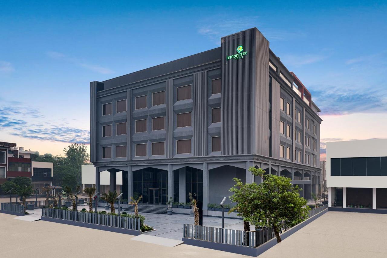 Lemon Tree Hotel, Hisār Exterior foto
