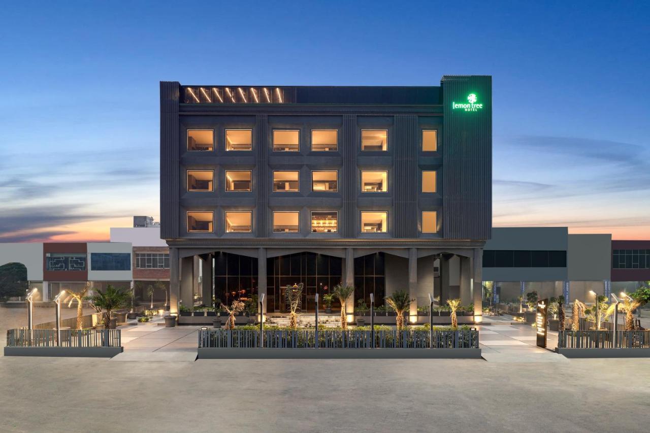 Lemon Tree Hotel, Hisār Exterior foto